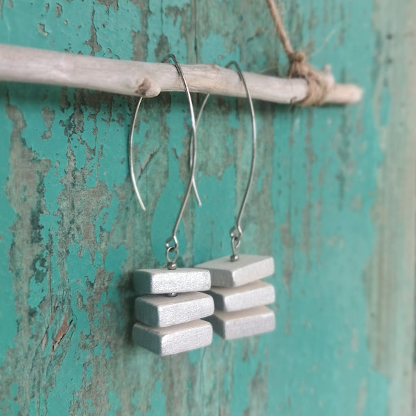 PAINTED SILVER JEWELERY - Cube Shape