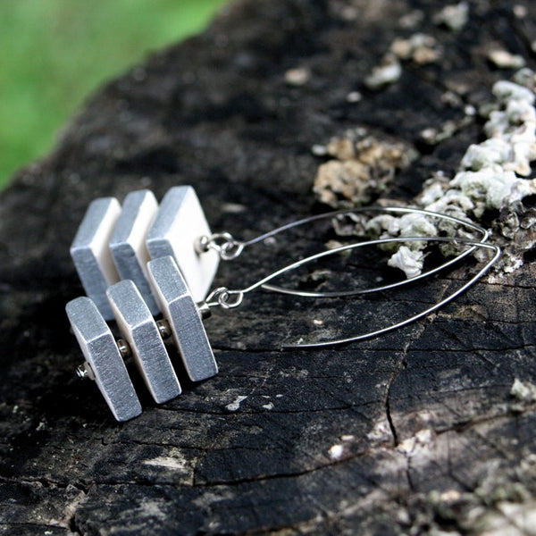 PAINTED SILVER JEWELERY - Cube Shape