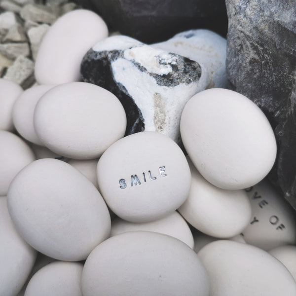 SMILE - Motivation ceramic stones
