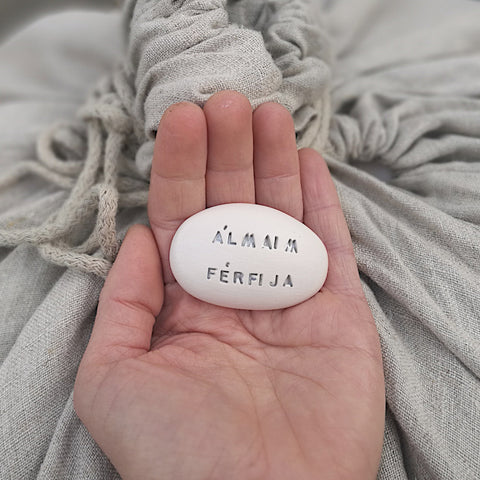 ÁLMAIM FÉRFIJA - Un regalo per uomini, mariti, amanti