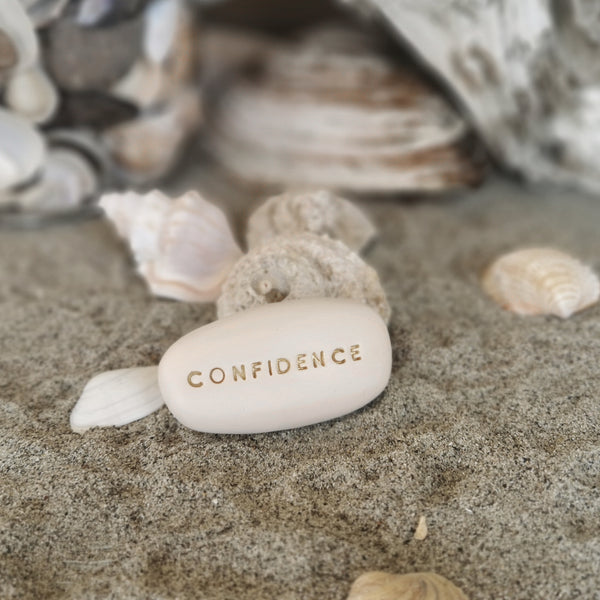 CONFIDENCE - Lelki ajándék, motivációs ajándék esküvőre