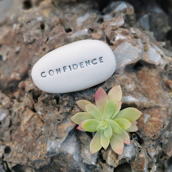CONFIDENCE - Lelki ajándék, motivációs ajándék esküvőre