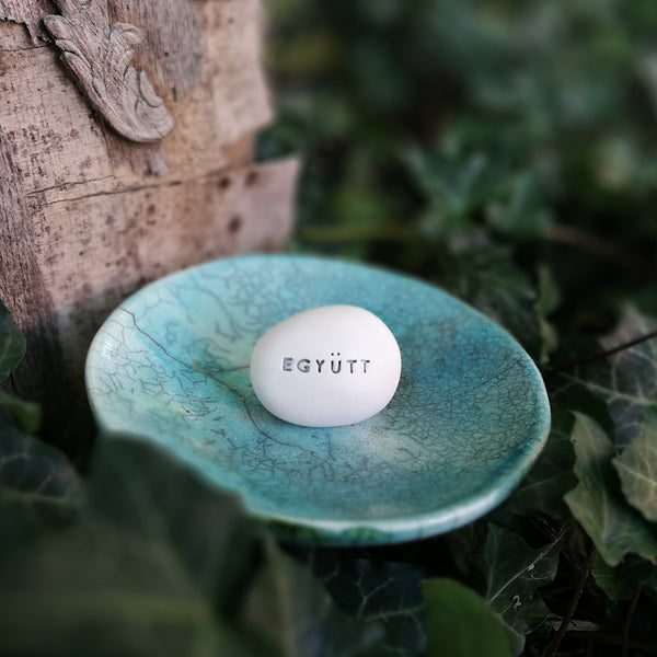 EGYÜTT - Magic Words with Magic Power