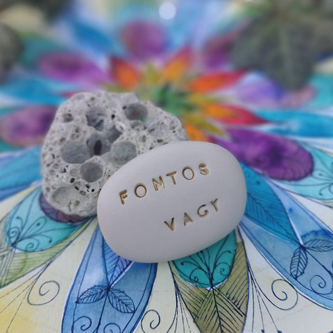 FONTOS VAGY - Words of Affirmation