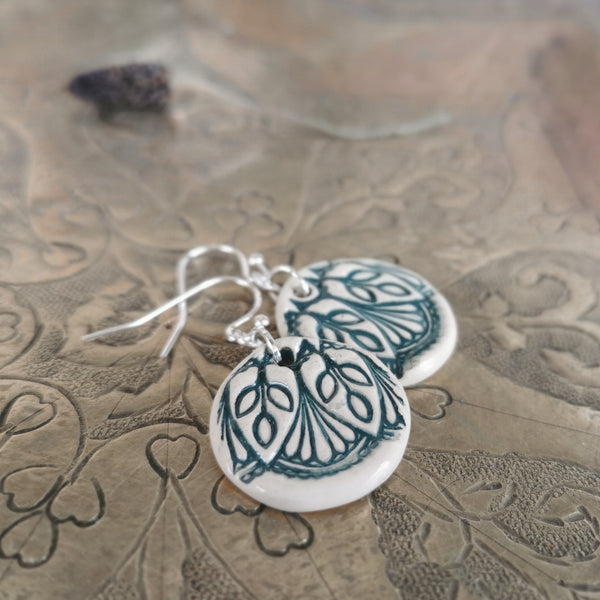Orecchini mandala in ceramica turchese