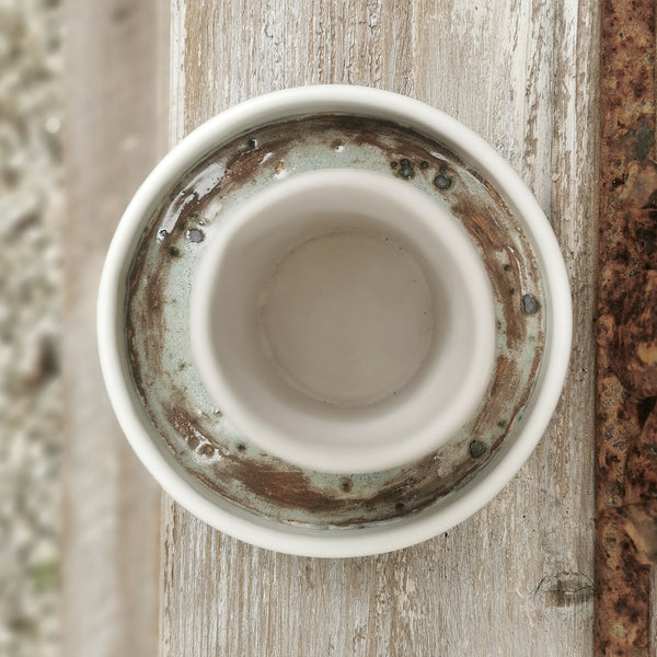 Set da bagno in ceramica effetto pietra.