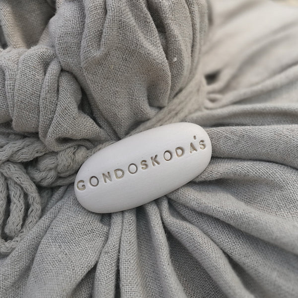 GONDOSKODÁS - Ciottolo in ceramica motivazionale 