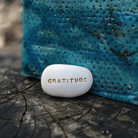 GRATITUDINE - Parola magica spirituale, pietra incisa in ceramica