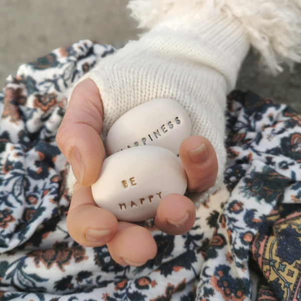 HAPPINESS - Ceramic message caption stone
