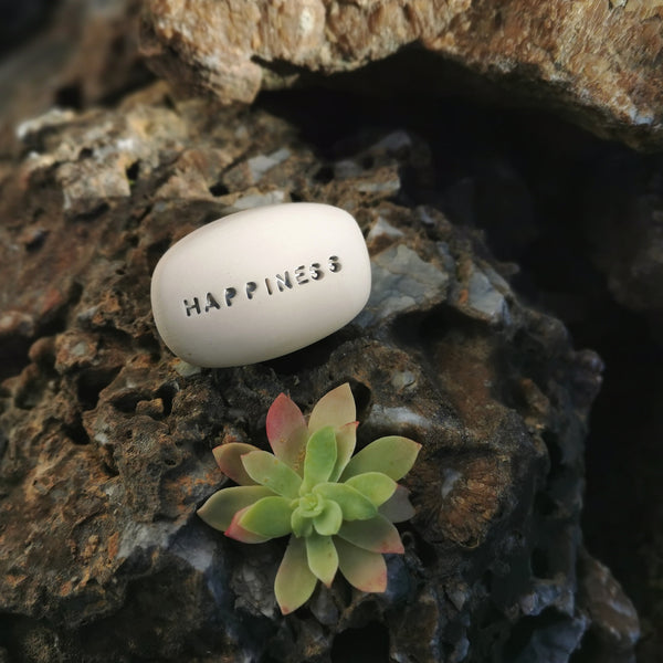 HAPPINESS - Ceramic message caption stone