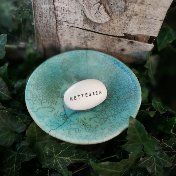 KETTESBEN - Send a message on ceramic pebbles