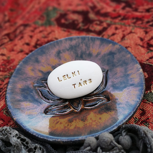 LELKI TÁRS - Relationship, honesty