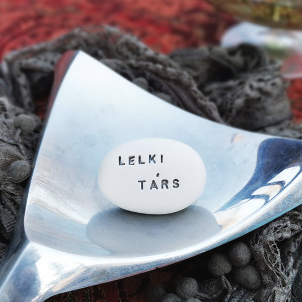 LELKI TÁRS - Relationship, honesty