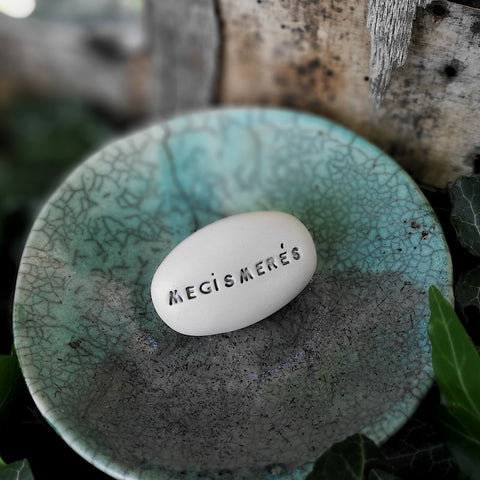 MEGISMERÉS - Motivation words on ceramic