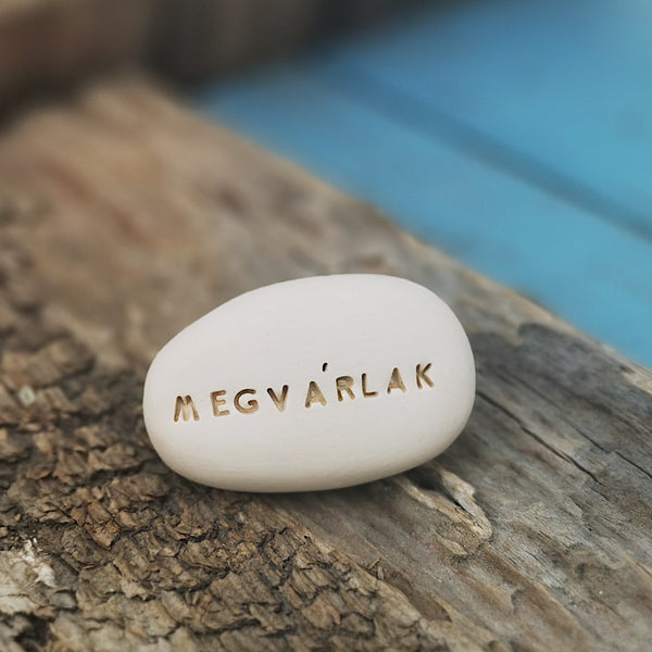 MEGVÁRLAK - Messaggi d'amore