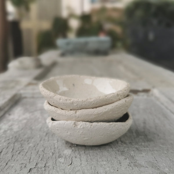 Set di ciotole rustiche in ceramica mini, colori diversi