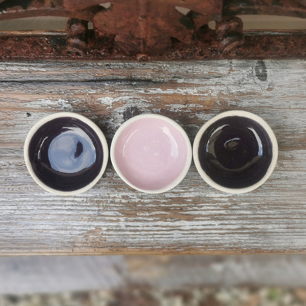 Set di mini ciotole in ceramica, colori diversi