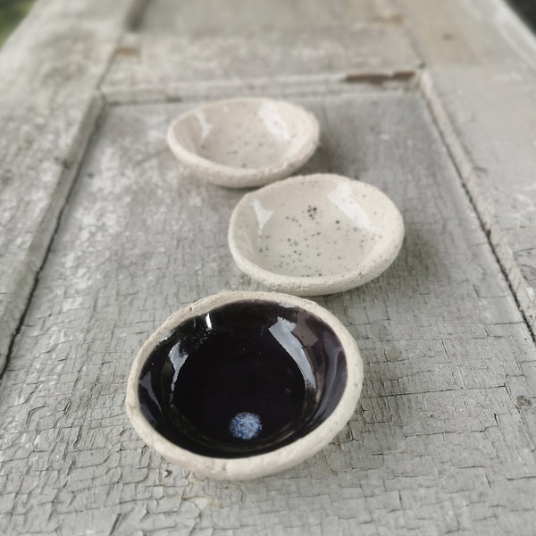 Set di ciotole rustiche in ceramica mini, colori diversi