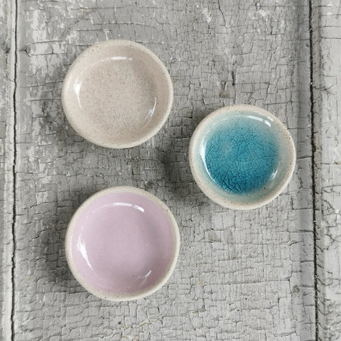 Mini ceramic bowl set, 3 different colours