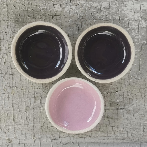 Set di mini ciotole in ceramica, colori diversi