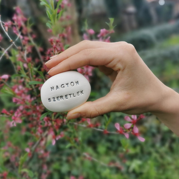 LESZAROM – Buono per tutto Magic Pebble 
