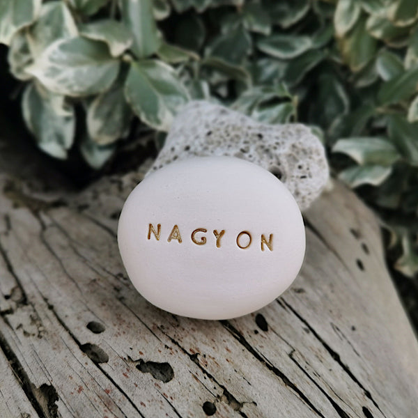 NAGYON - How? Tell me with a message pebble