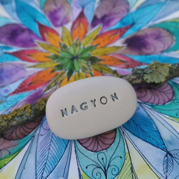 NAGYON - How? Tell me with a message pebble
