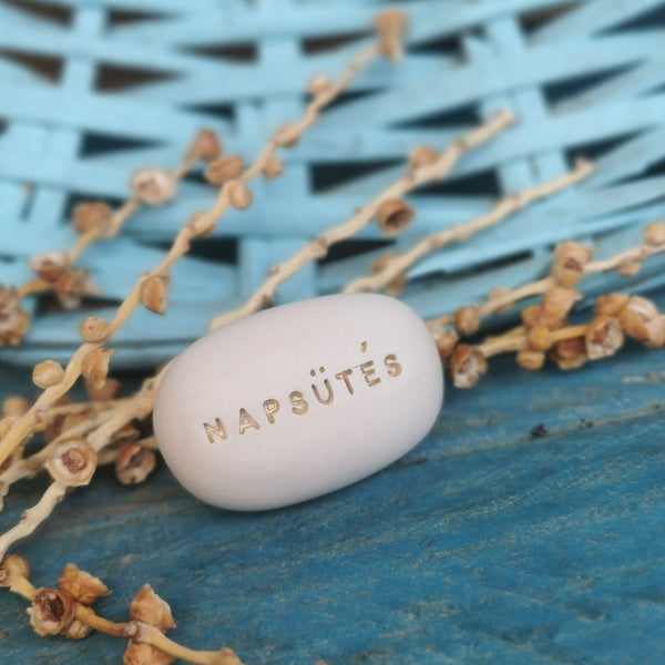 NAPSÜTÉS - Per tempi bui