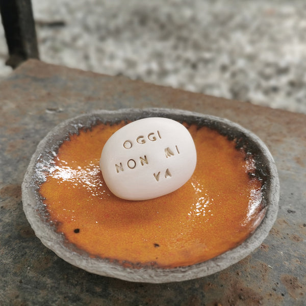 OGGI NON MI VA - Motivation message stone