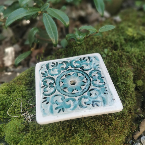Handmade Ceramic Soap Dish with Turquoise Pattern – Mediterranean Style Bathroom Decor