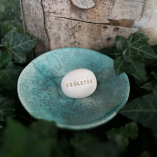 SZÜLETÉS - Messaggi, parole su ciottoli di ceramica