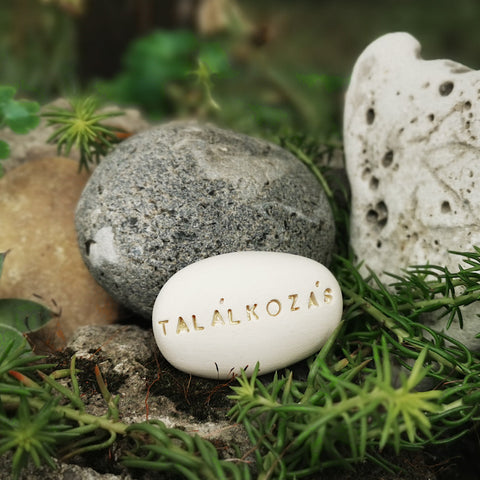TALÁLKOZÁS - Inspirational messages on ceramic pebbles