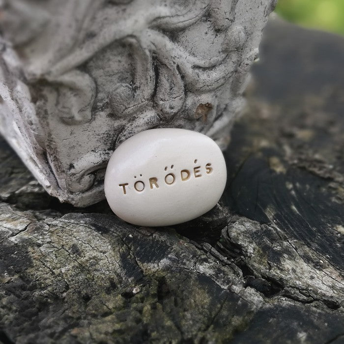 TÖRŐDÉS - Gift ceramic inspiration Magic Stone