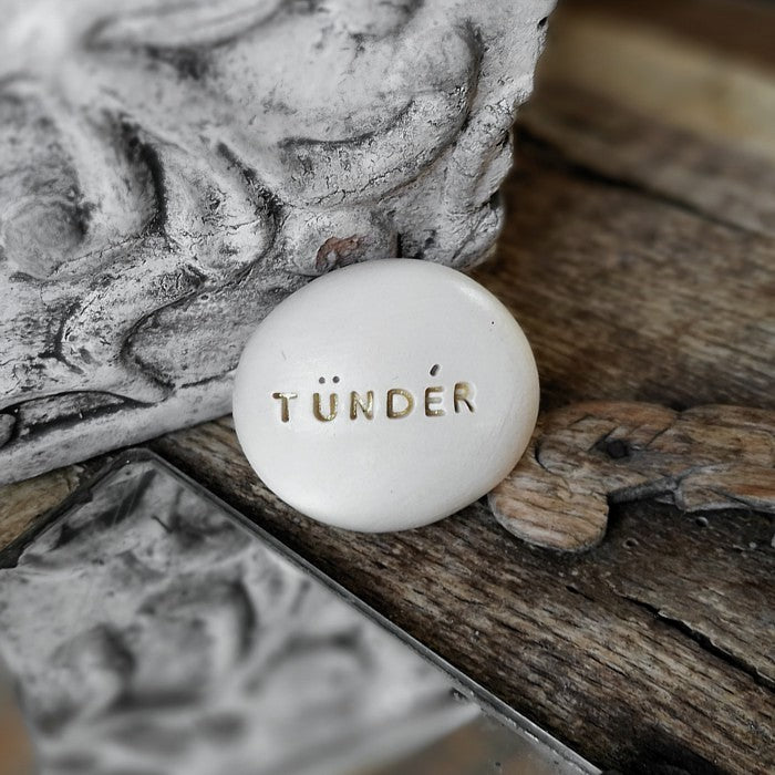 TÜNDÉR - A gift for fairies