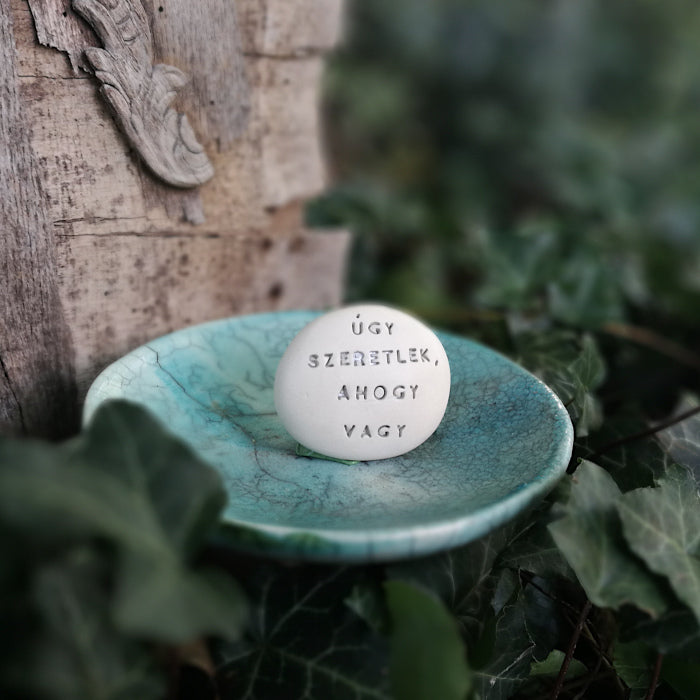 ÚGY SZERETLEK, AHOGY VAGY - Love messages on Magic Pebbles