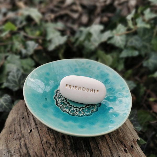 FRIENDSHIP - Ceramic engraved stone