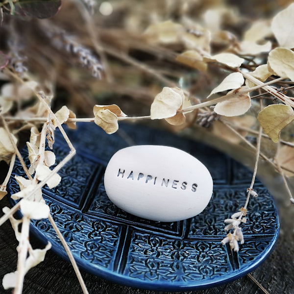 HAPPINESS - Ceramic message caption stone