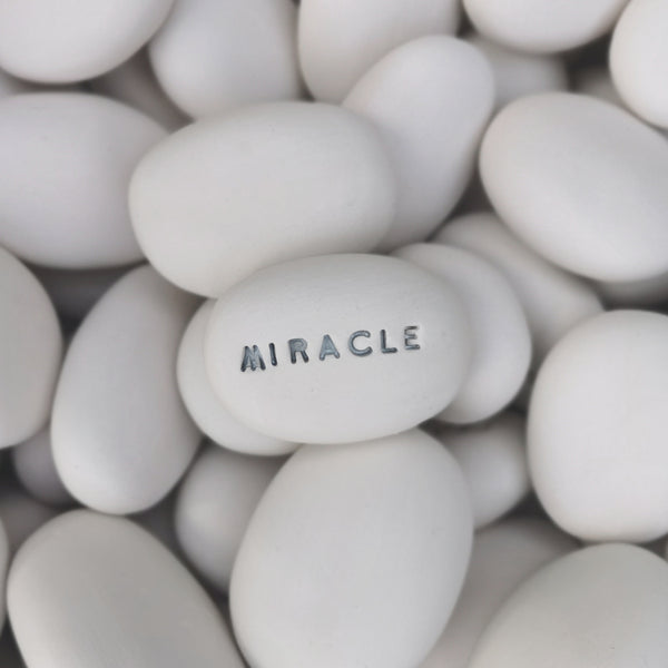 MIRACLE - Magic ceramic message pebble
